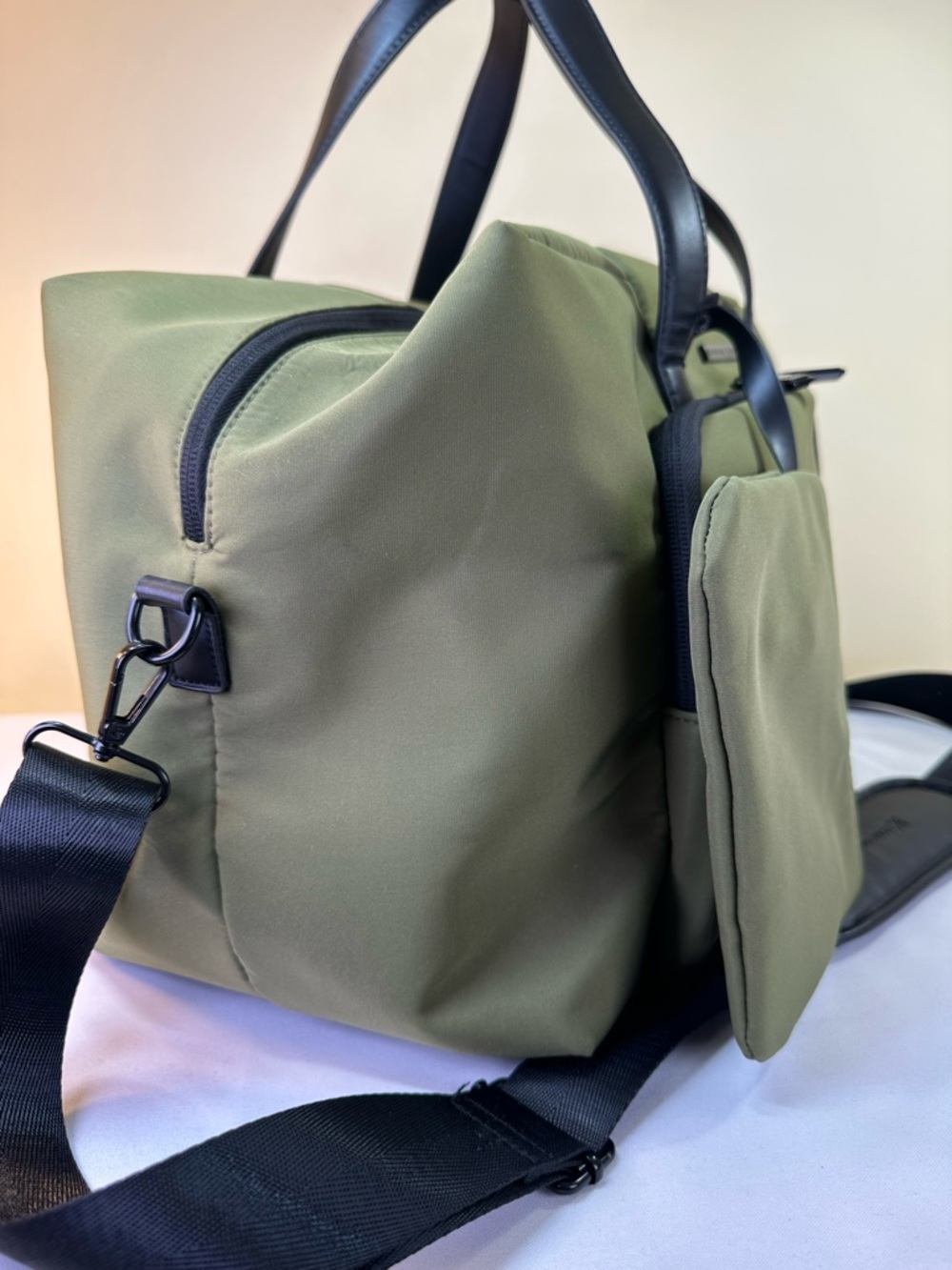 Boarding Pass Expedition High Density Sport Nylon Weekender Olive Laptop Ready - Picture 3 of 13